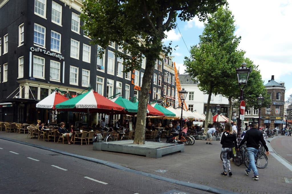 Lunch at Rembrant Square in Amsterdam