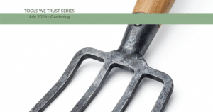 German digging fork in steel and wood