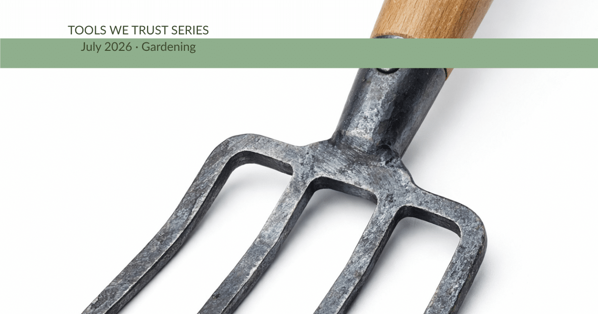 German digging fork in steel and wood